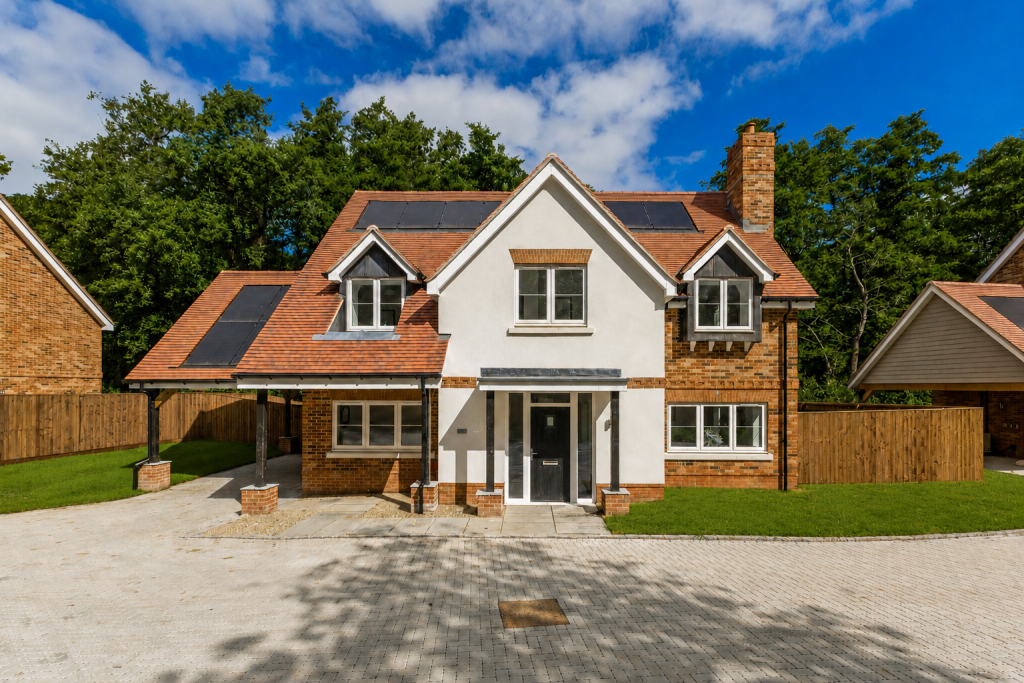 Main image of property: Elliot Mews, Ockford Road, Godalming, GU7