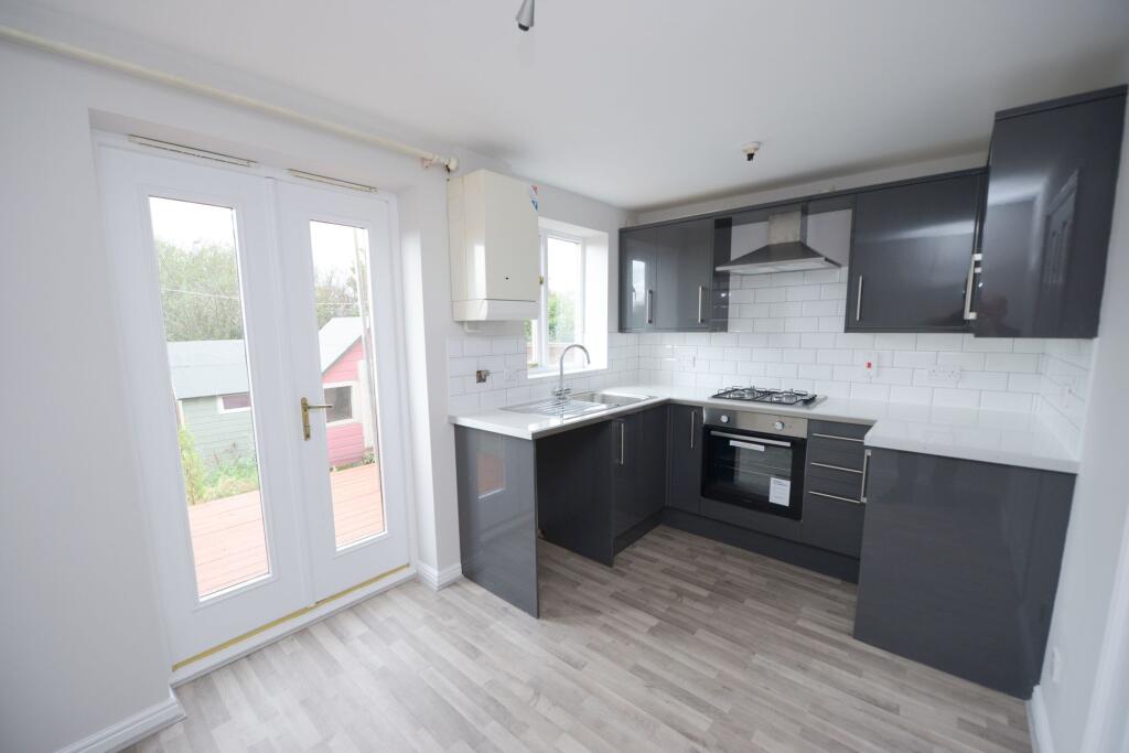 Main image of property: Howells Place, Mastin Moor, S43