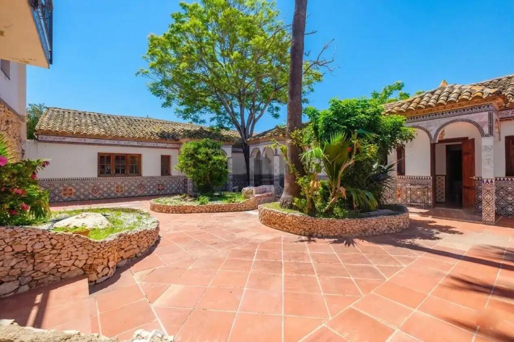 Main image of property: Valencia, Alicante, Denia