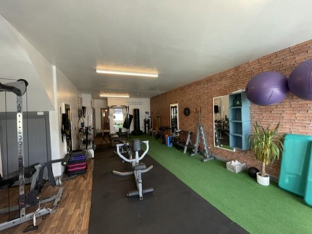 Photo 3