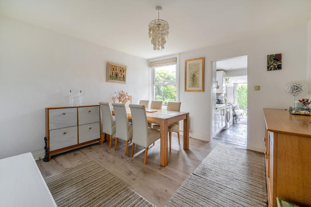Portsmouth Road, Cobham, KT11 - View 5