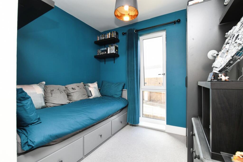 Apartment in Chelmsford - View 5
