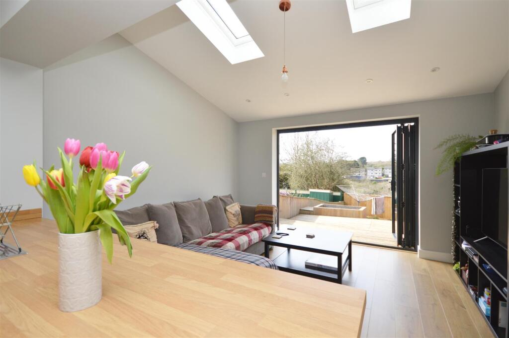 House in Bristol, Stockwood - View 3