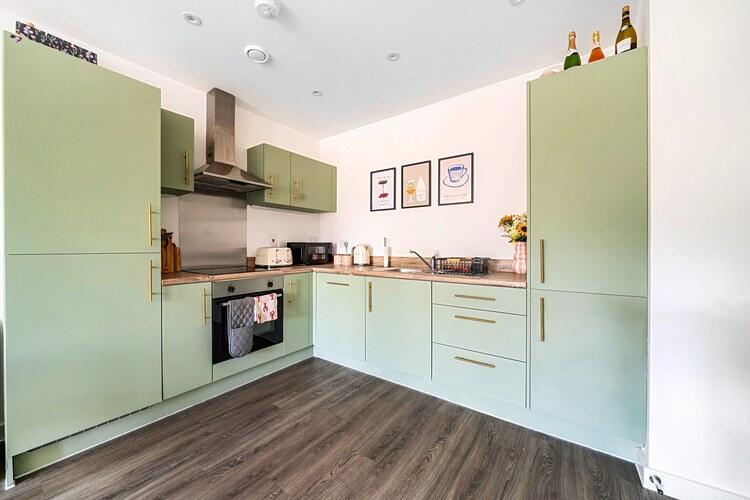 Apartment in Guildford - View 4