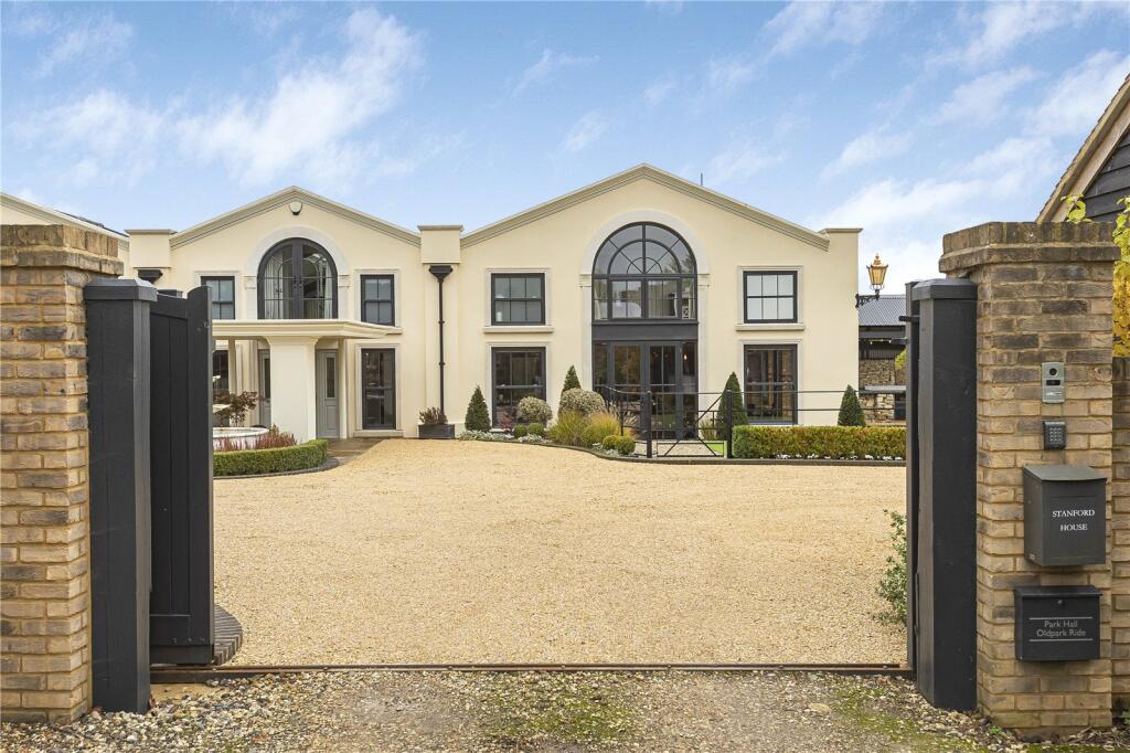 House in Enfield - View 2