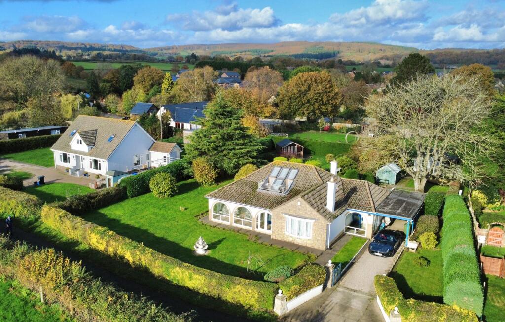 Main image of property: Bwau Maen, Knapp Lane, Alvington, Lydney