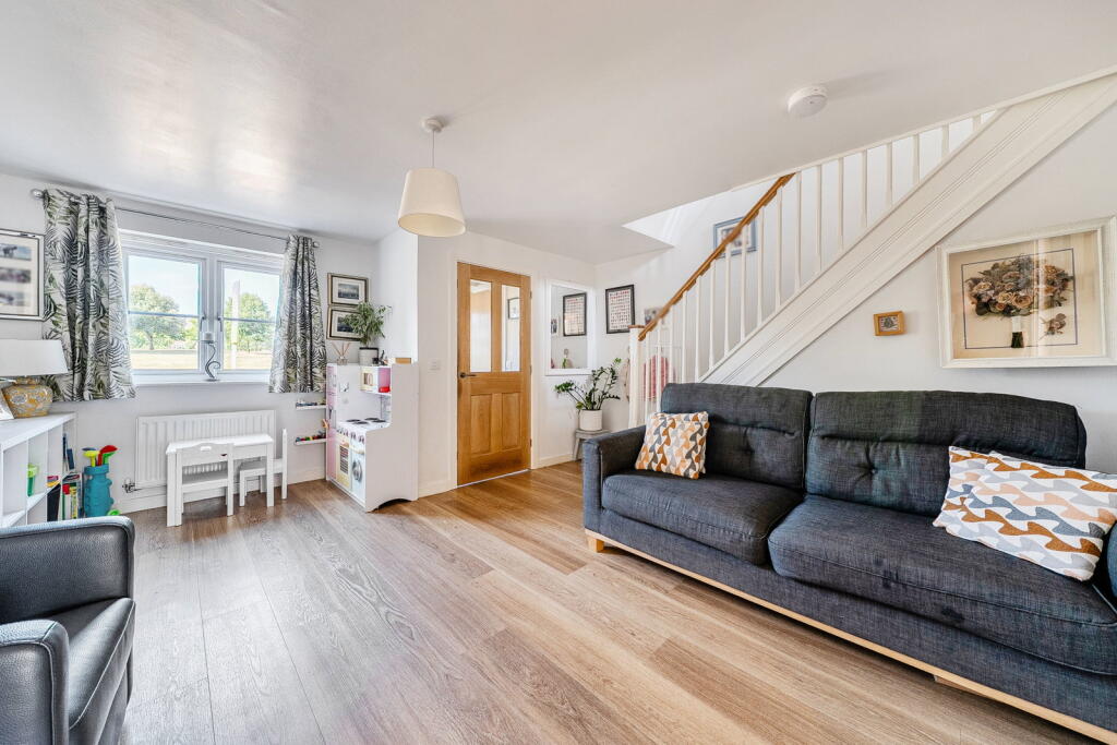 House in Basingstoke and Deane, Hampshire - View 4