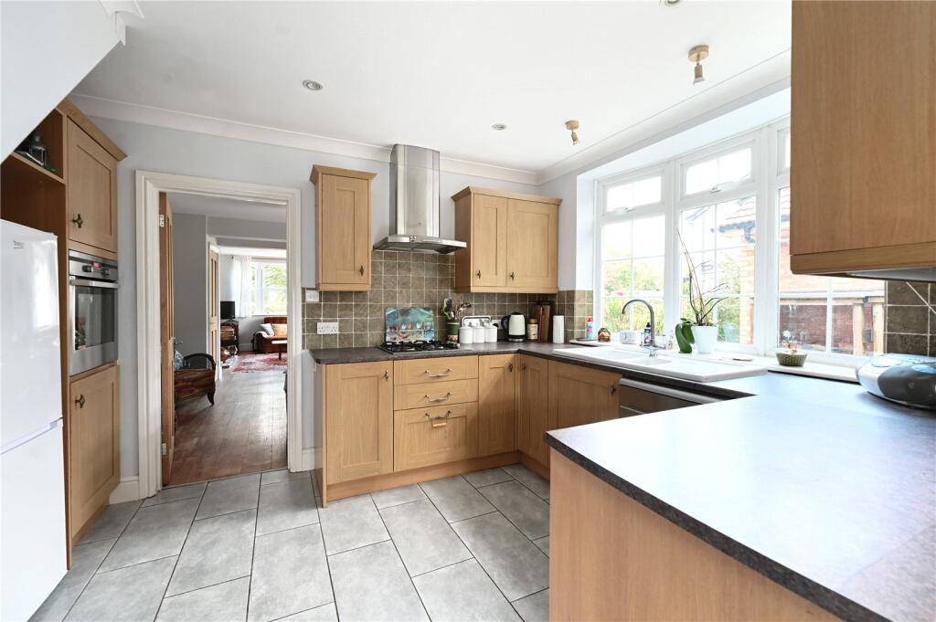 House in Reading - View 3