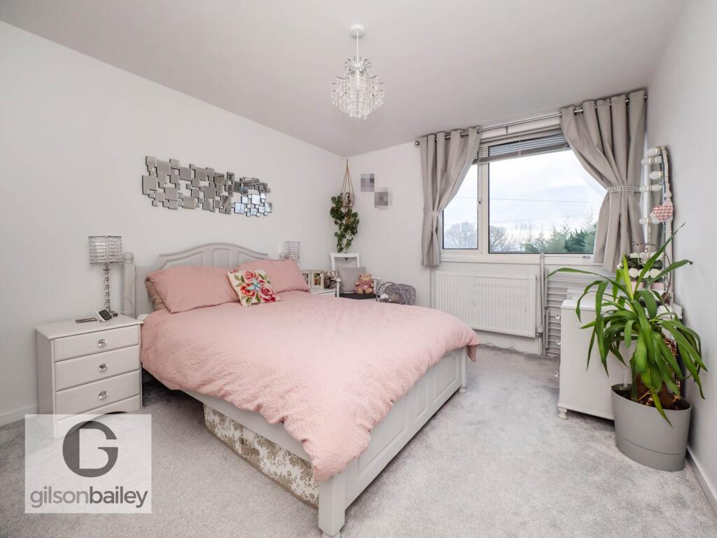 Finch Way, Brundall photo 3