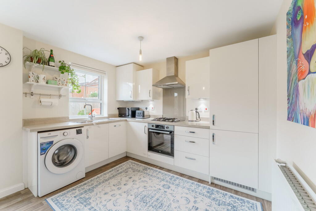 House in Doncaster - View 4