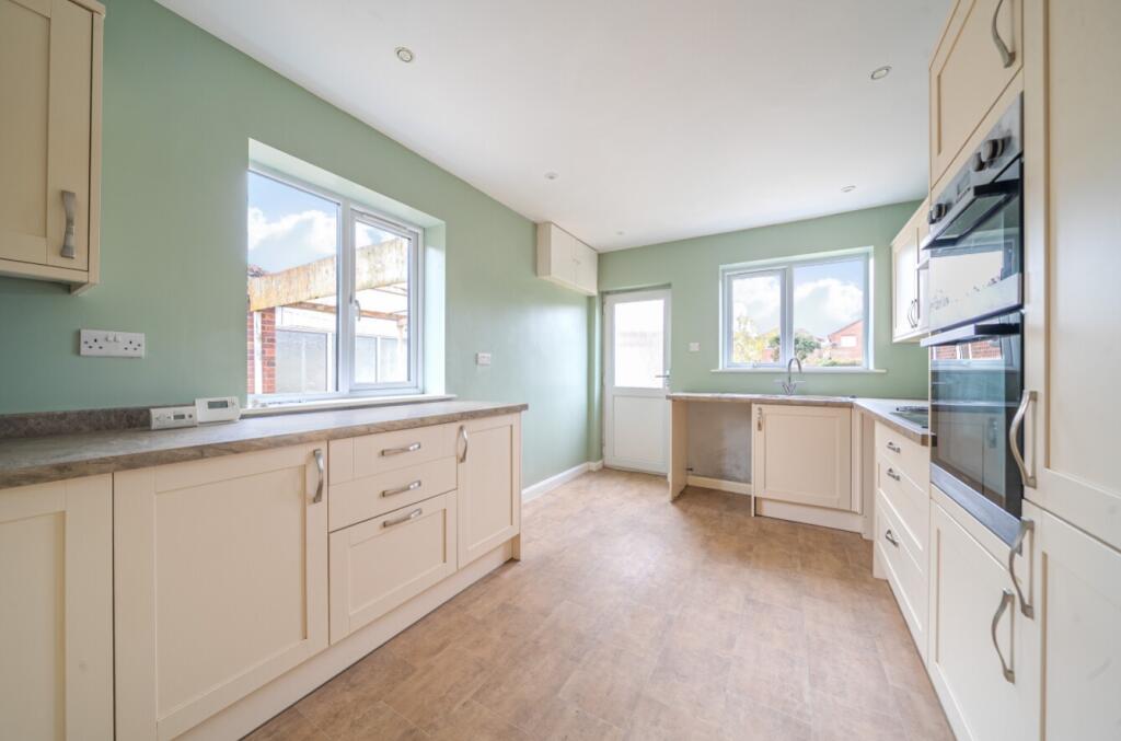 Westcliffe Road, Ruskington, Sleaford, Lincolnshire, NG34 - View 2