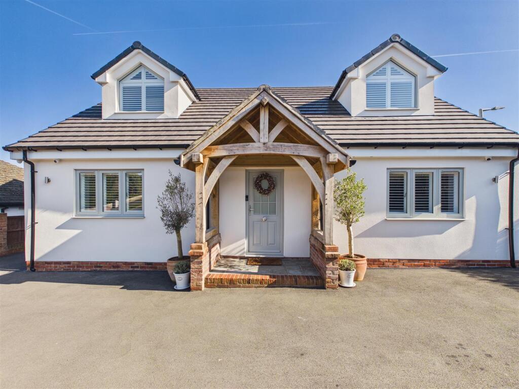 Main image of property: Hallowes Lane, Dronfield