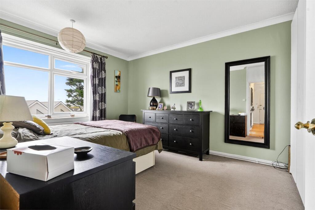Apartment in Worthing, West Worthing - More