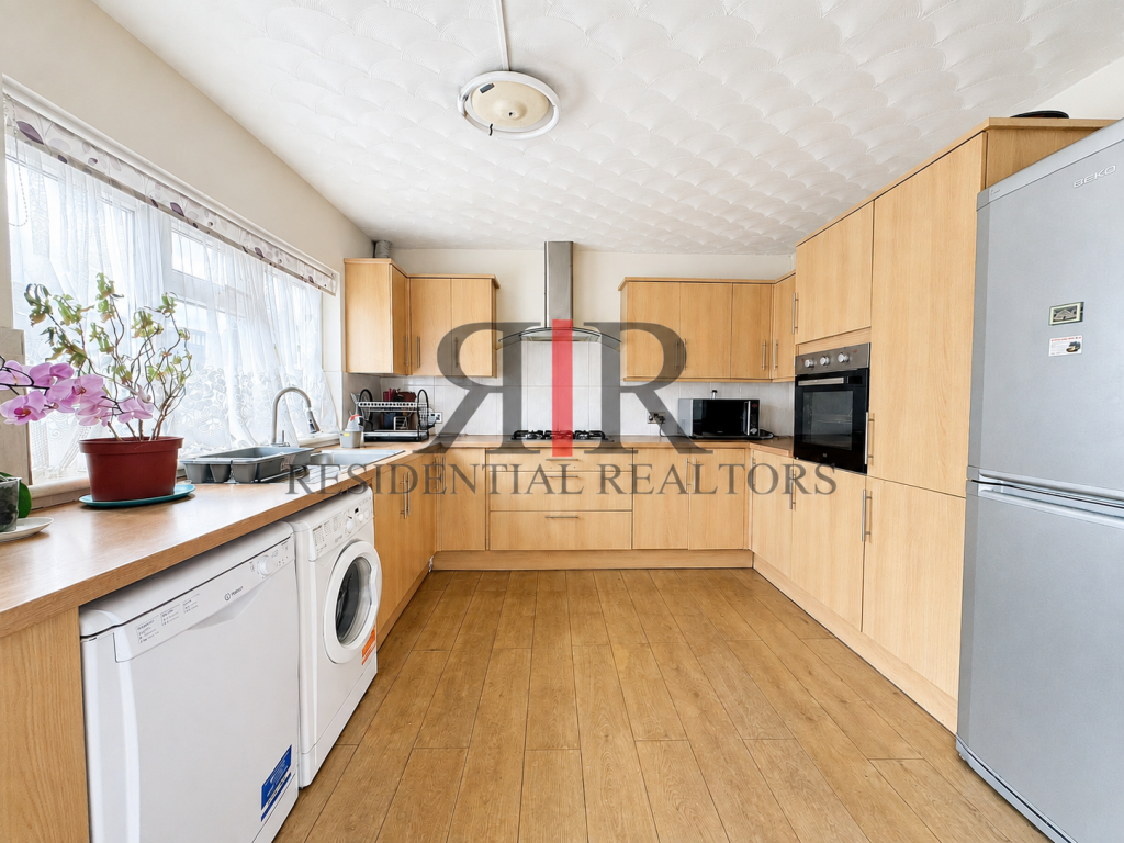 House in Ilford - View 3