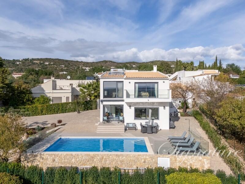 Main image of property: Algarve, Santa Bárbara de Nexe
