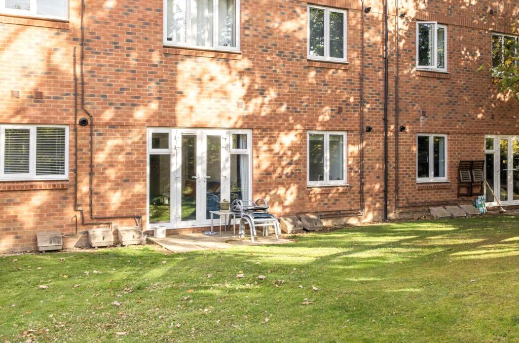 Main image of property: Centrifuge Way, Farnborough, Hampshire, GU14