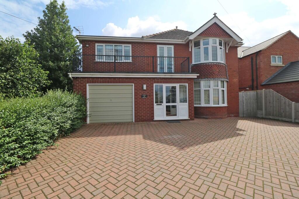 5-bed detached on Burnham Road, Epworth, £399,950