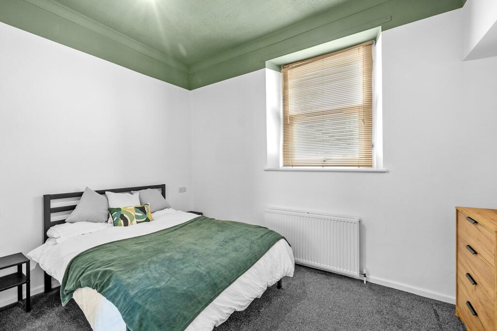 Main image of property: 18 Sydney Street, Stonehouse, Plymouth