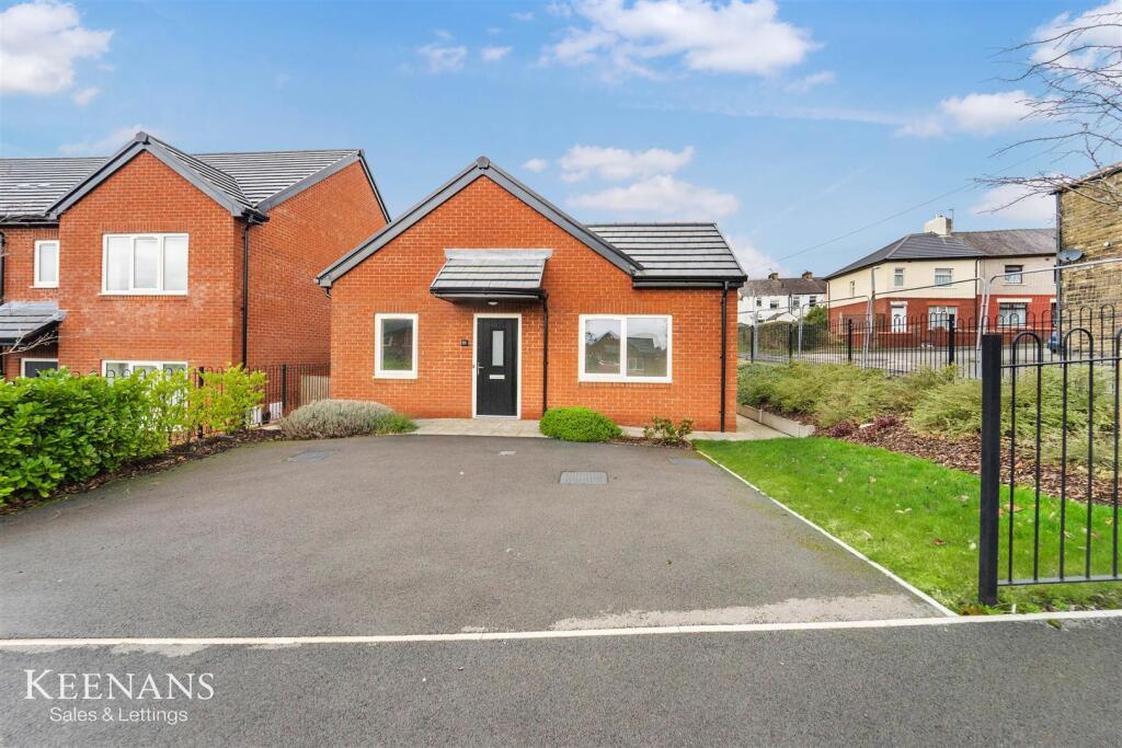 Roving Street, Beamer Gardens, Great Harwood