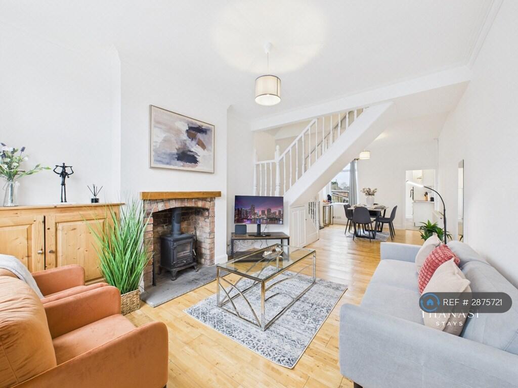 Main image of property: Sandhurst St, Leicester, LE2