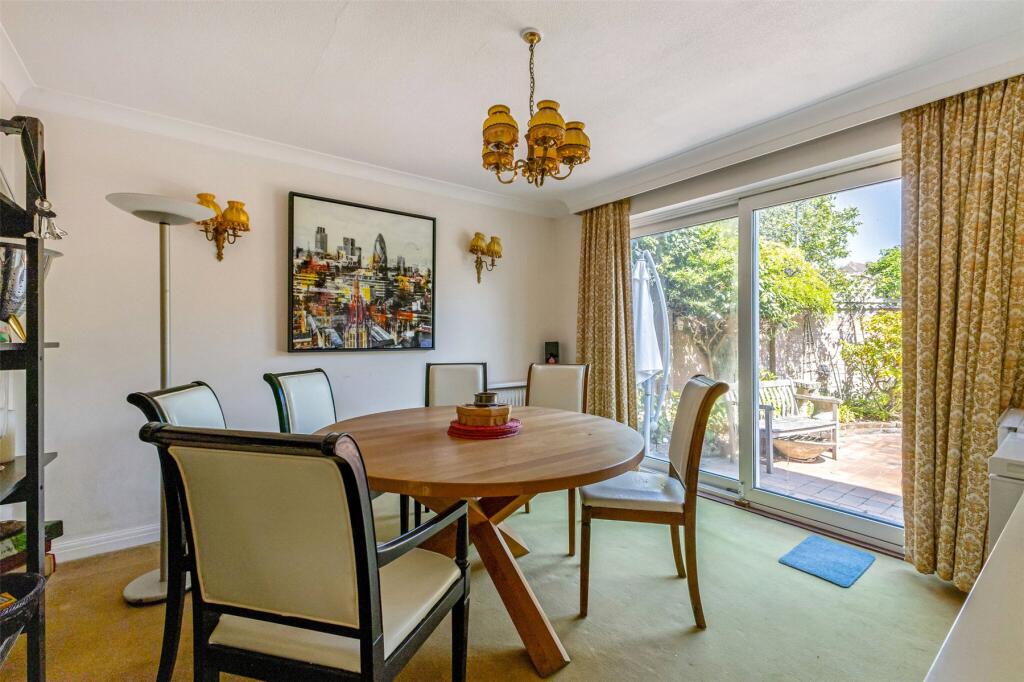 House in Lymington - View 4