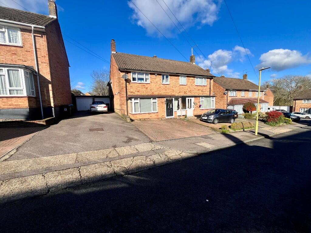 Main image of property: Peartree Road, Hemel Hempstead, Hertfordshire, HP1