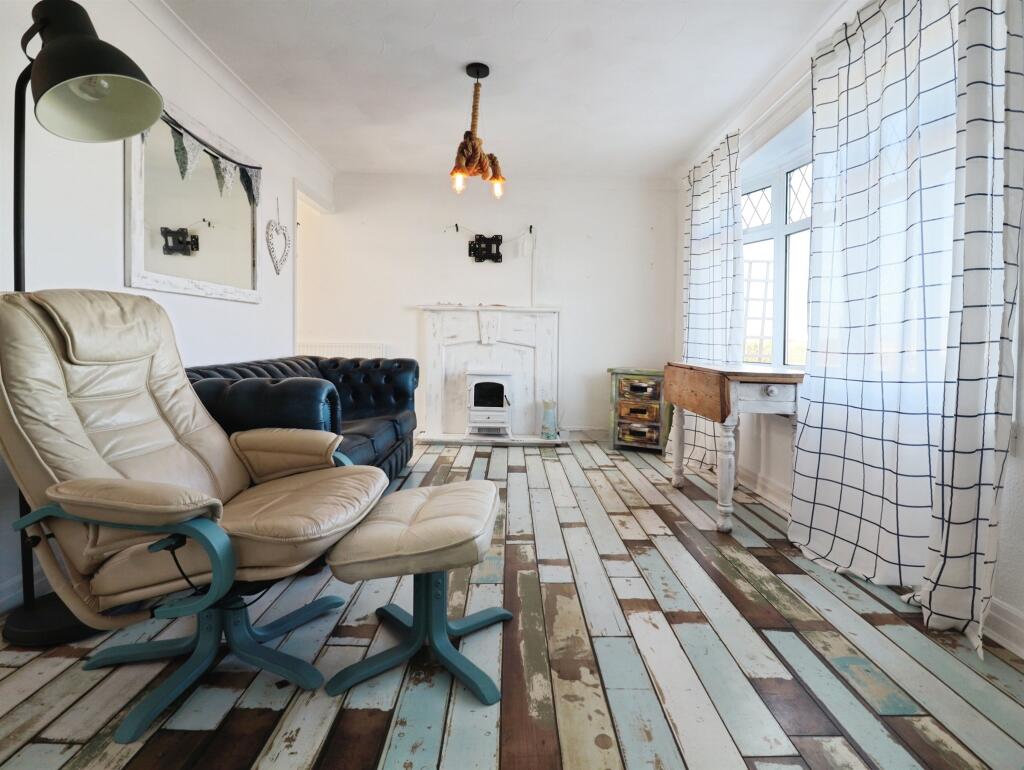 Main image of property: Fort Road, Lavernock, Penarth