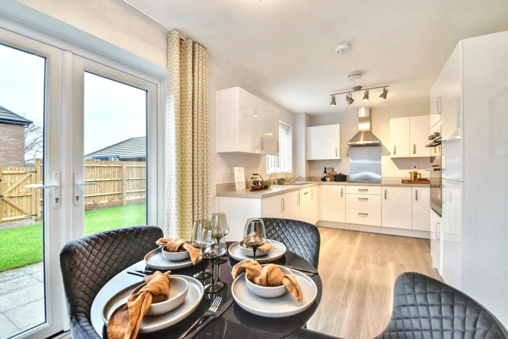 House in Worcester - View 2