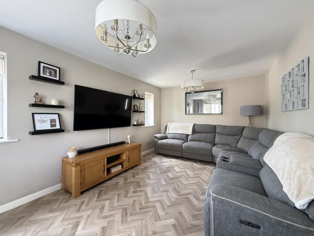 House in Bomere Heath - View 3