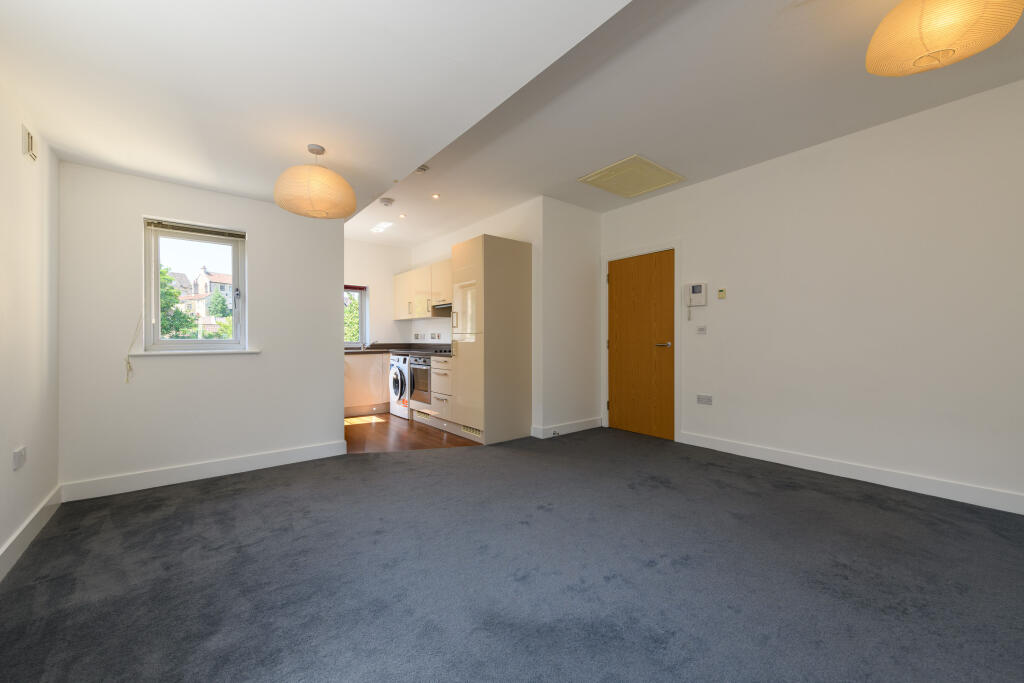 Apartment in Bath - View 4