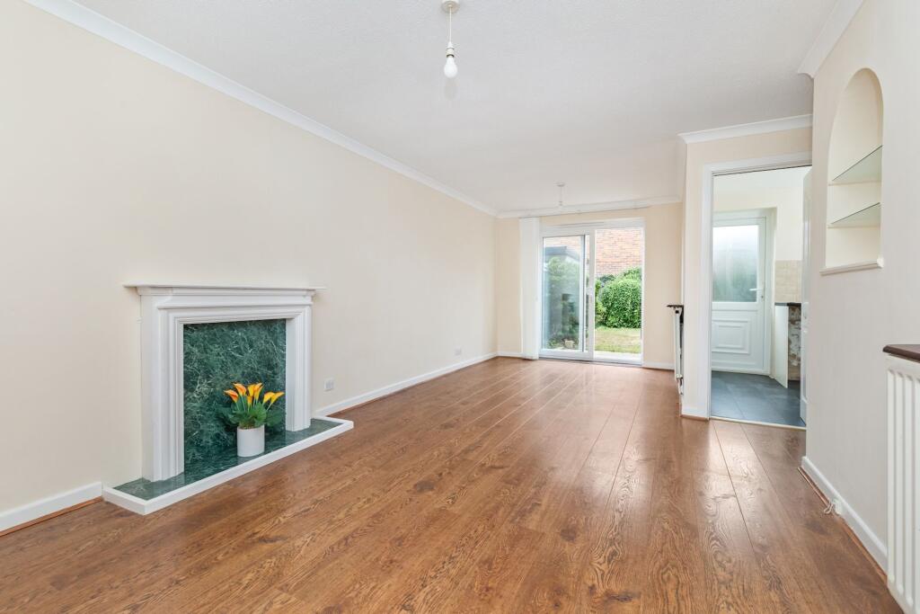 House in Horsham, West Sussex - View 3