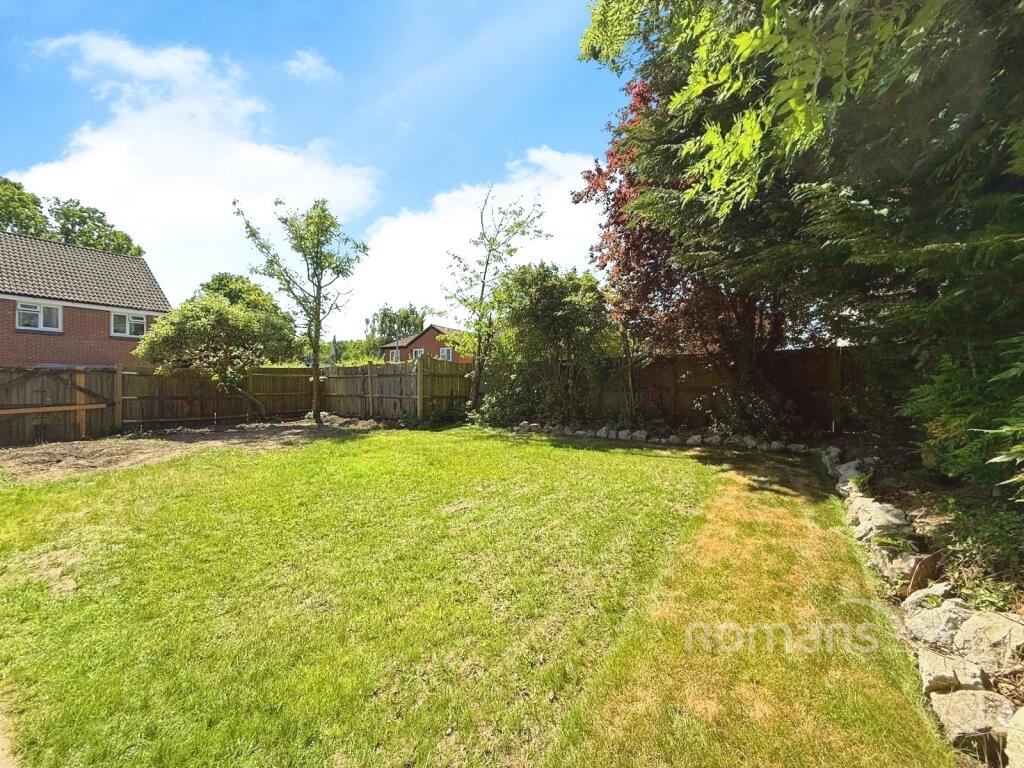 House in Guildford - View 5