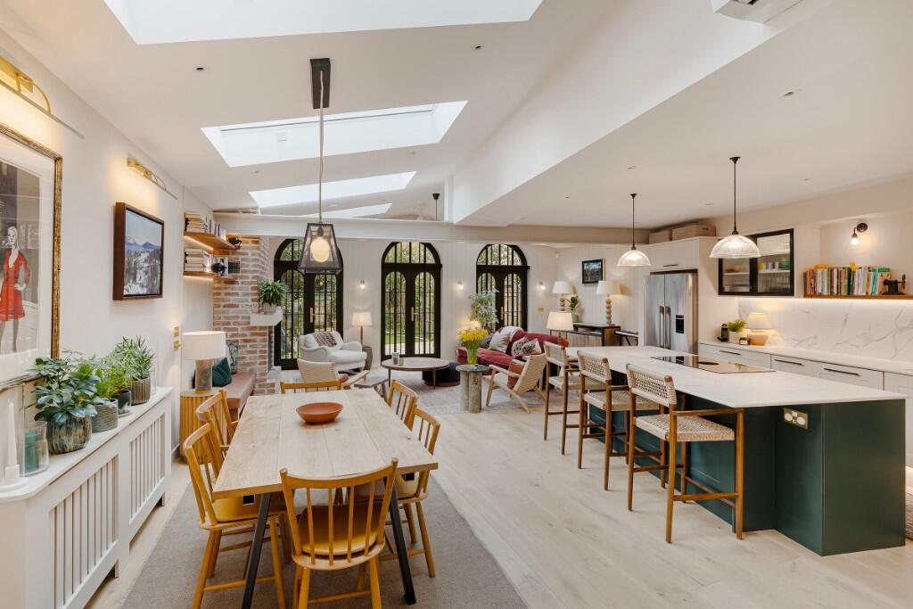 Main image of property: Hurlingham Road, Fulham, London