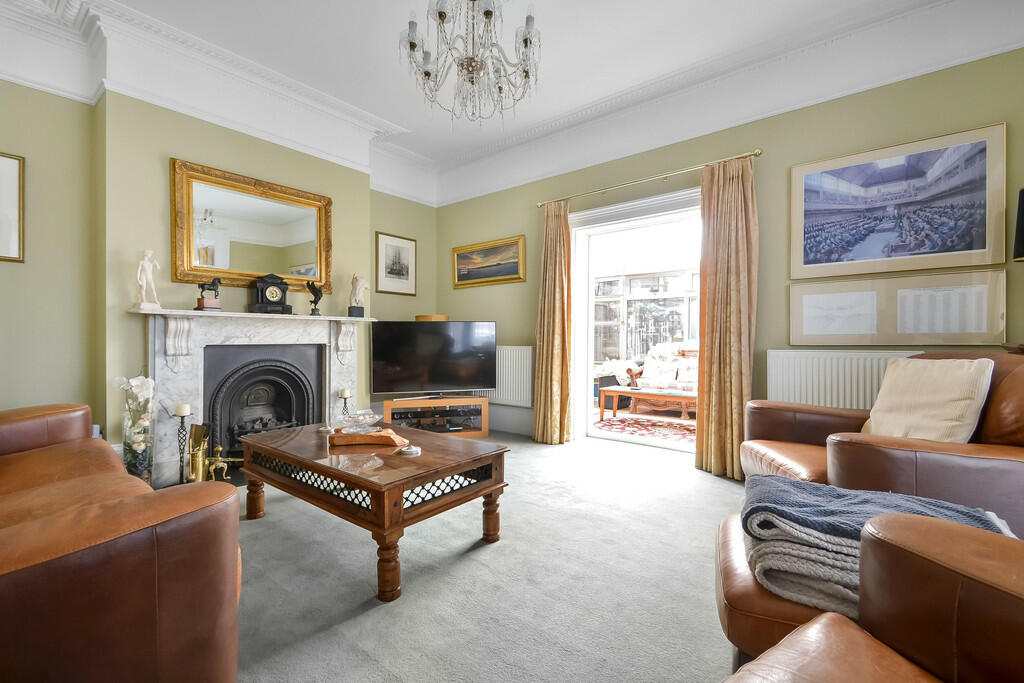 House in Portsmouth - View 2