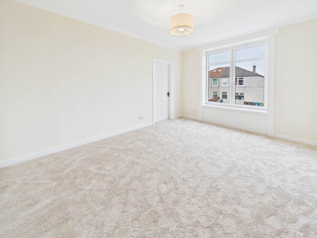 Apartment in Glasgow, Toryglen - View 3