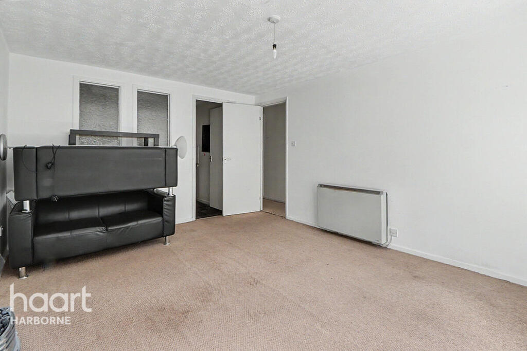 Apartment in Birmingham, West Midlands - View 3