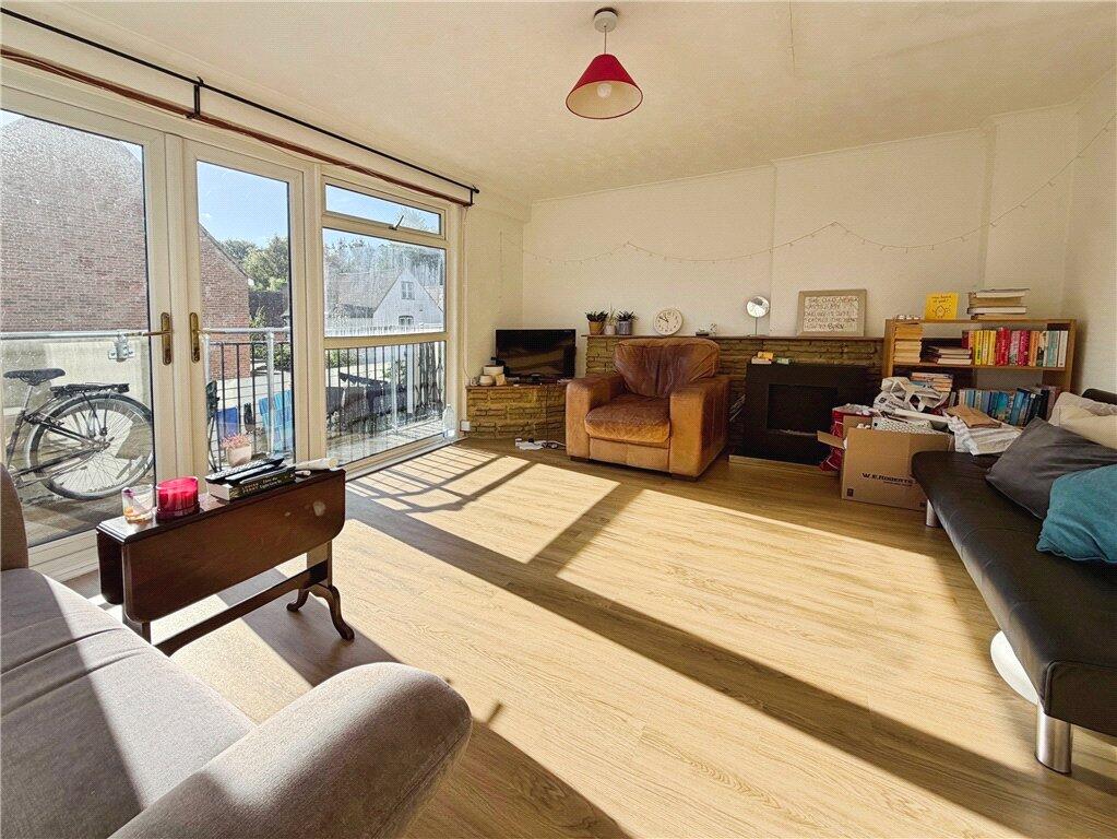 Apartment in Test Valley, Romsey - View 2