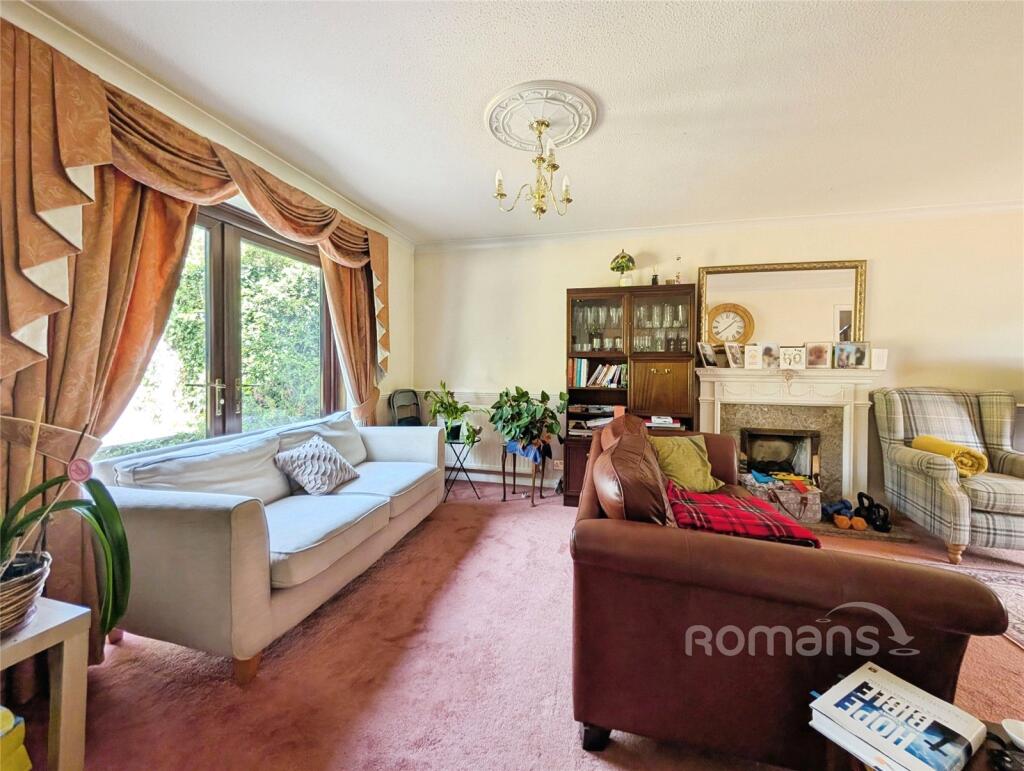 House in Reading, Lower Earley, Earley - View 5