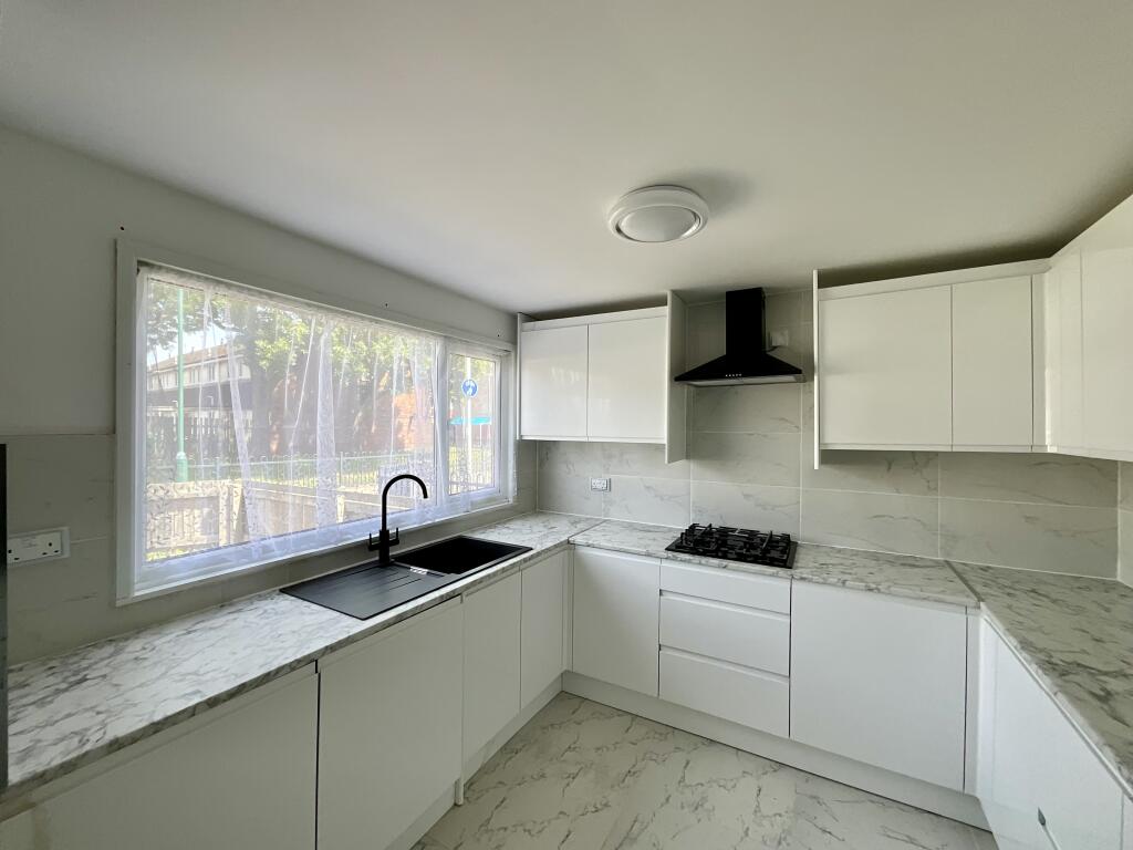 House in Nottingham, Cinderhill - View 6