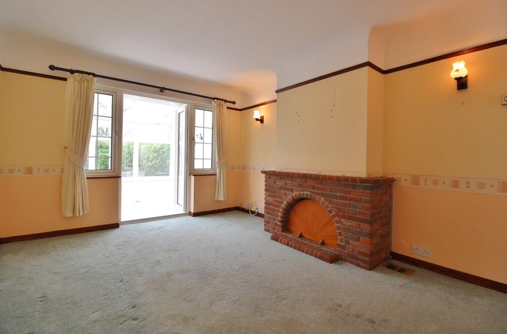 House in Fareham, Hampshire - More