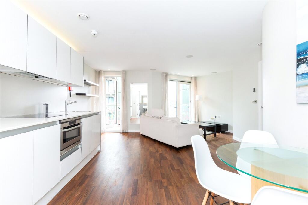 Main image of property: Islington on the Green, 12A Islington Green, Angel, Islington, N1