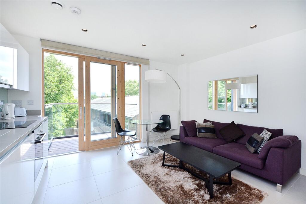 Main image of property: Binnacle House, 10 Cobblestone Square, London, E1W