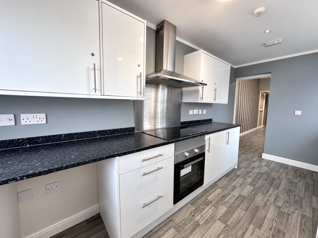 House in Wakefield - View 4