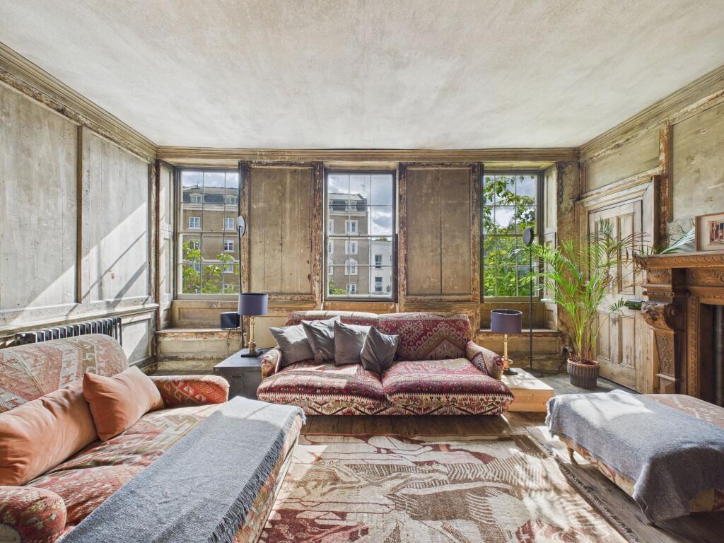 Main image of property: Mile End Road, London, E1