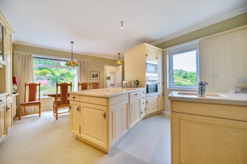 63 Windermere Park, Windermere, Cumbria LA23 2ND photo 4