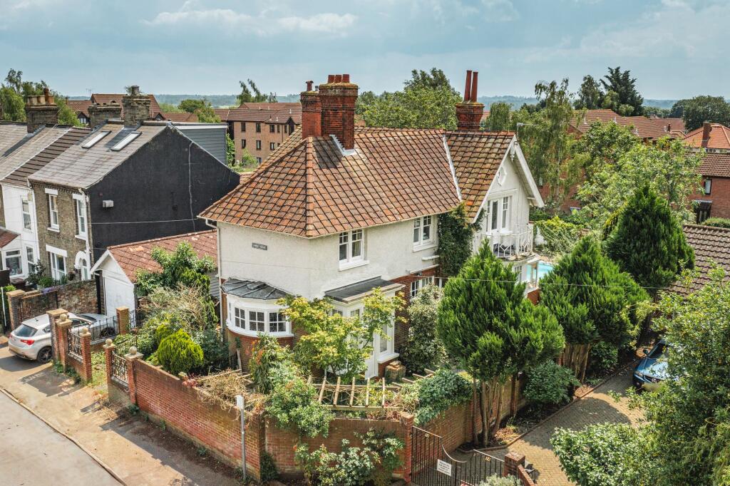 4-bed detached on Exquisite Edwardian Home in Norwich, £750,000