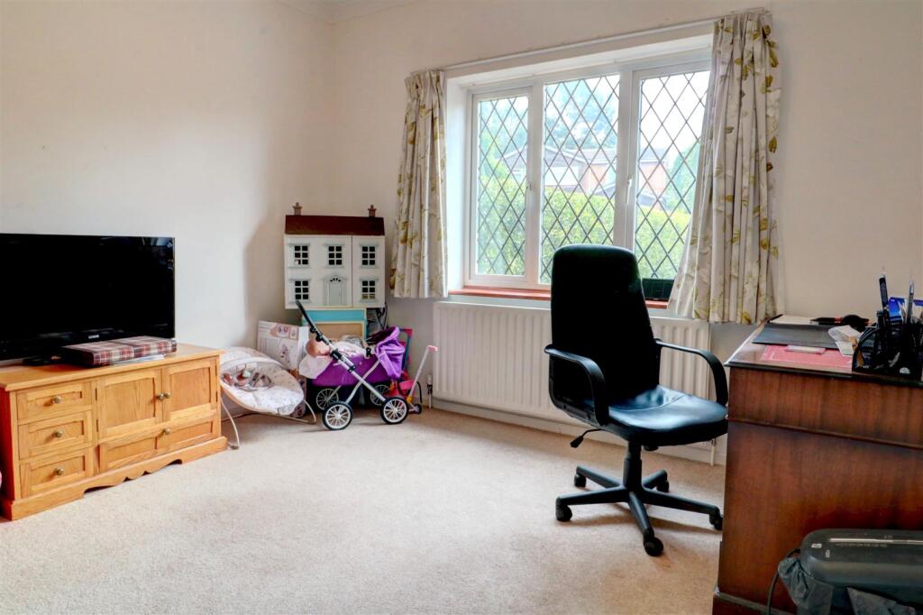House in Walsall - More
