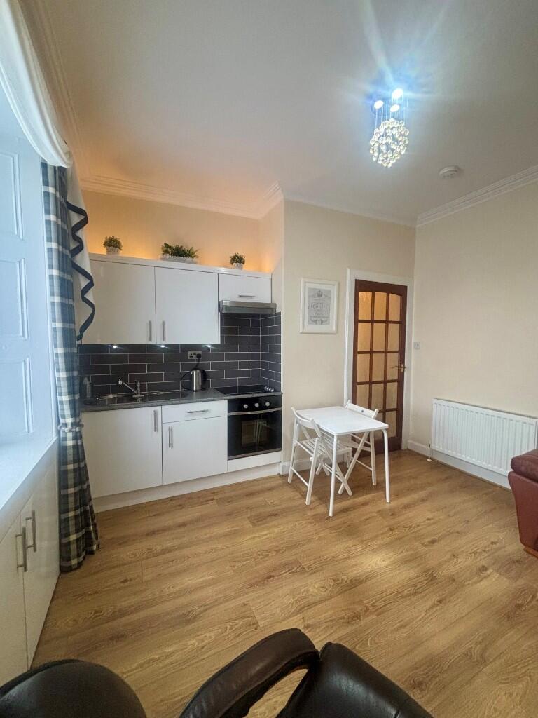 Apartment in Kirkcaldy - View 2