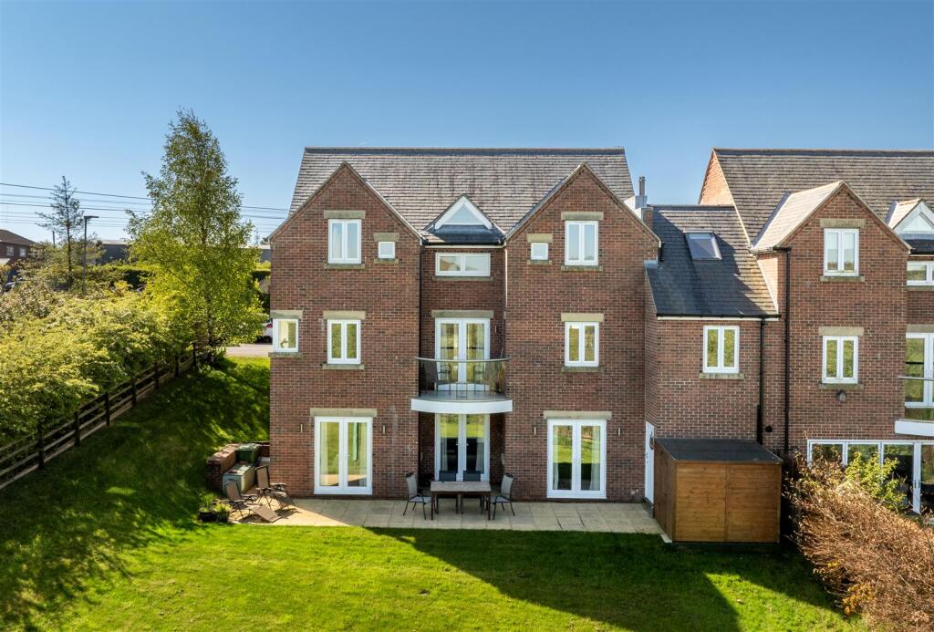 5-bed detached on Coningsby Gardens, Morpeth, NE61, £545,000