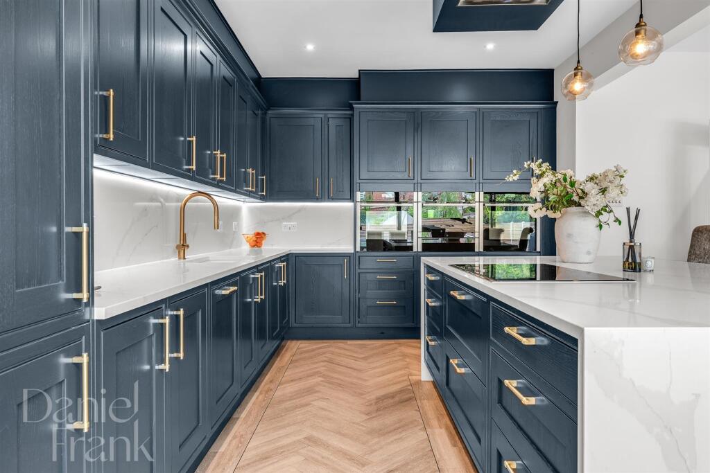 Algers Road, Loughton - View 5